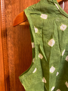 Green Tye&Dye Cotton Tops, Women's Sleeveless Balloon Tops, Shibori Tops , Shell Tops for women, Boho chic blouse, women's Plus size blouse