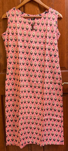 Sober Cherry Pink sleeveless Tunic | Women’s 3/4th Tunics  | Kurti for women | Indian tunics | Designer Kurtis | Pink rayon kurti